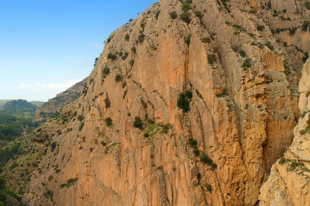 cliffs for climbing in costa blanca