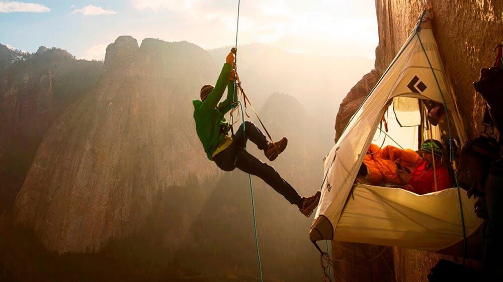 tommy caldwell and kevin jorgensen on the dawn wall, yosemite